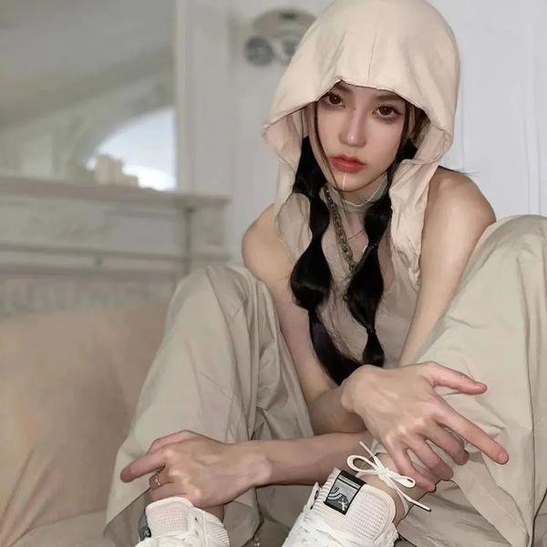 染成茜色的坂道